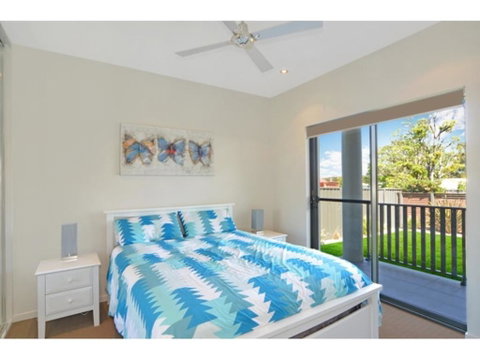 Utopia Apartment - Sydney Tourism 3