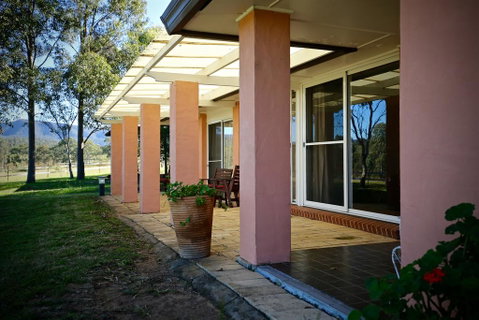 Verona Vineyard Cottage - Sydney Tourism 1
