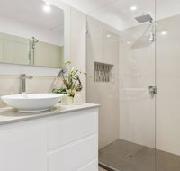 VIEWS AT MCCRAE..... - Sydney Tourism
