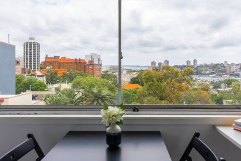 Views To Die For// Studio Rushcutters Bay // Free Parking - Sydney Tourism 2