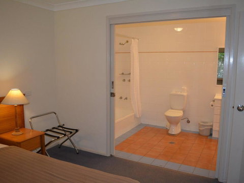 Villa 125 'Horizons' 5 Horizons Drive - Sydney Tourism 2