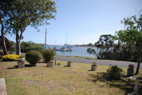 Vista-Del-Lago - Sydney Tourism 0