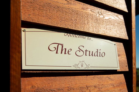 Vivere Retreat - Sydney Tourism 3