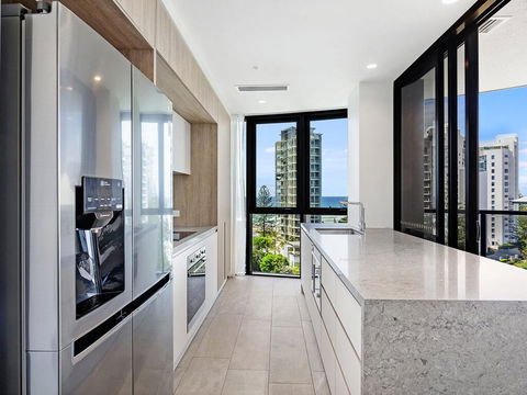 Vue Broadbeach Private 2 Bed Ocean View - Sydney Tourism 3