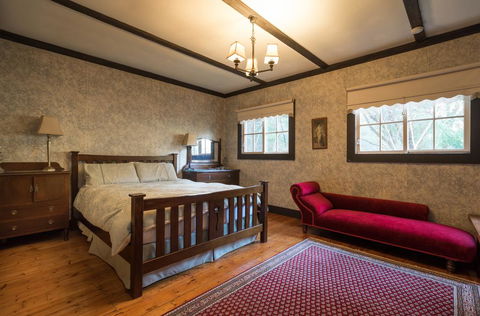 Walhalla Coach House - Sydney Tourism 1