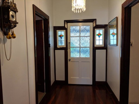 Walnut Cottage - 2 Bedroom Pet Friendly Country Cottage - Sydney Tourism 2