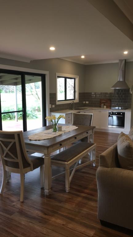 Walnut Tree Cottages - Sydney Tourism 1