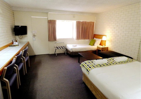 Wanderlight Motor Inn - Sydney Tourism 3