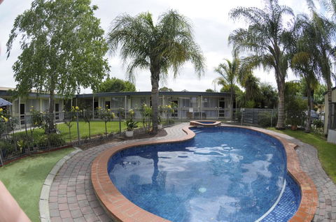 Warrina Motor Inn - Sydney Tourism 0