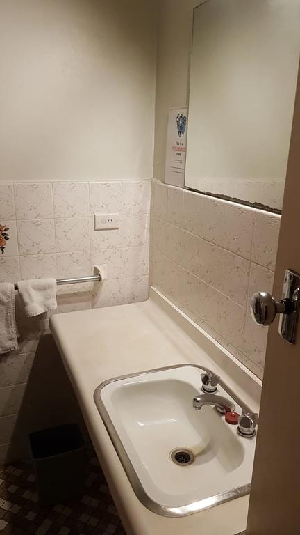 Watagan Forest Motel - Caltex Brunkerville - Sydney Tourism 3