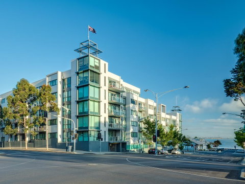 Waterfront (Yarra St) By Gold Star Stays - Sydney Tourism 0
