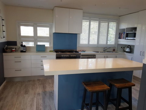 Waterfront 2 Bed Luxury Apartment In Corlette, Port Stephens - Sleeps 4 - Sydney Tourism 0