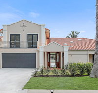 Waterfront luxury Noosa Heads