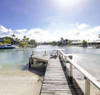 Waterfront on Witta Circle