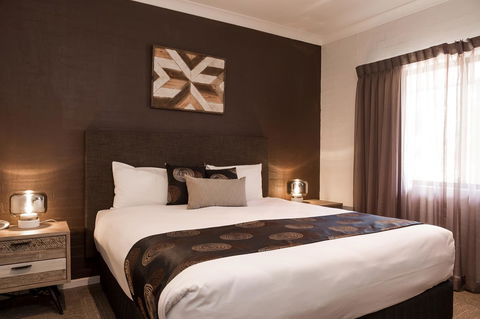 Blazing Stump Motel & Suites - Sydney Tourism 11