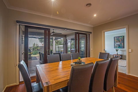 Nautical Rise Torquay - Sydney Tourism 8