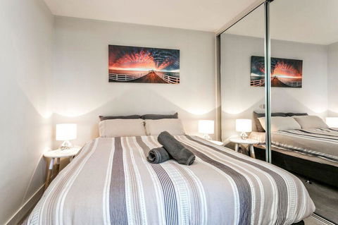 Complete Host 50 Claremont St Apartments - Sydney Tourism 21