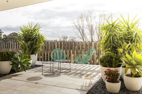 Complete Host 50 Claremont St Apartments - Sydney Tourism 3