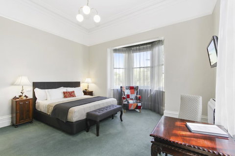 The Riversleigh - Sydney Tourism 13