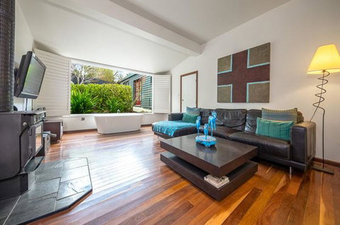 Chestnut Daylesford - Sydney Tourism 0