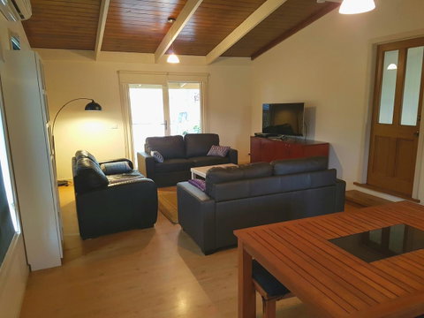 Wahroonga - Sydney Tourism 10