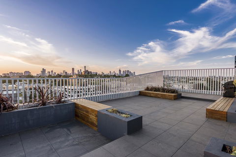 Oaks Melbourne South Yarra Suites - Sydney Tourism 8