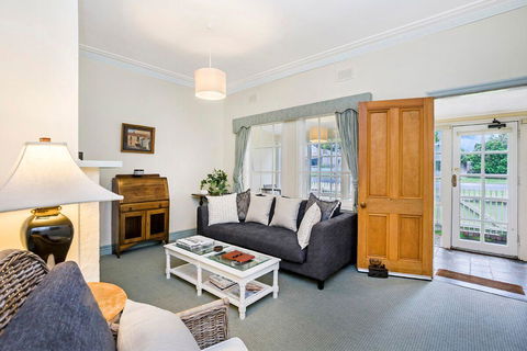 Edge17 Port Fairy Wharf - Sydney Tourism 1