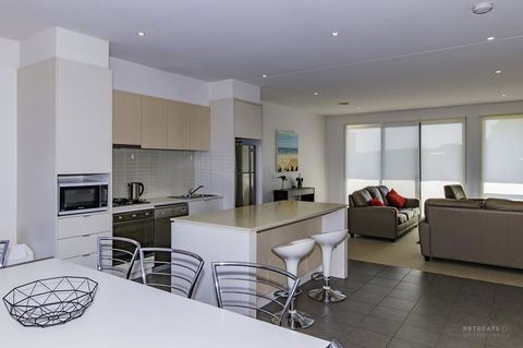 Torquay Golf Retreats - Pool, Beach, Tennis, Golf - Sydney Tourism 1