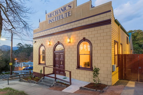 The Old Mechanics - Sydney Tourism 0