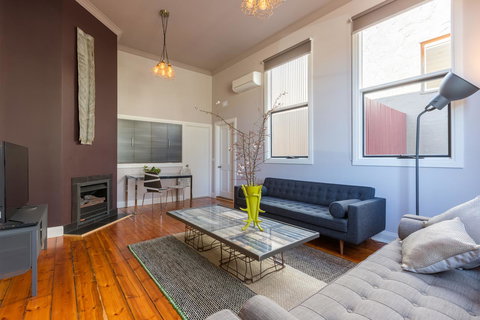 The Old Mechanics - Sydney Tourism 7