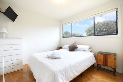 Via Nuova - Sydney Tourism 22