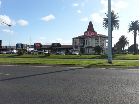 Torquay Timeout - Sydney Tourism 23