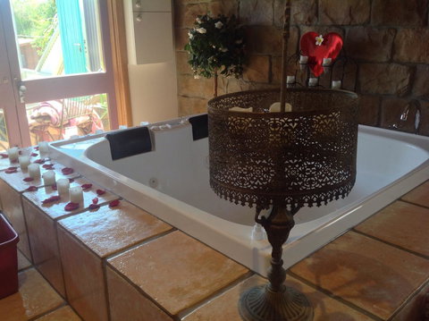 Ditto Daddy's - Sydney Tourism 12