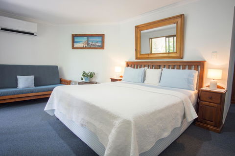 Debbie\'s Place - Sydney Tourism 18