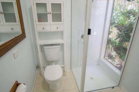 Debbie\'s Place - Sydney Tourism 43