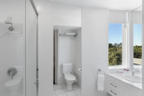 Ramada By Wyndham Marcoola Beach - Sydney Tourism 14