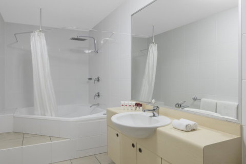 Ramada By Wyndham Marcoola Beach - Sydney Tourism 10