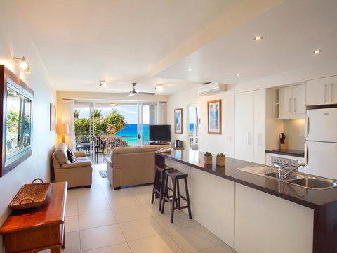 La Mer Sunshine Beachfront - Sydney Tourism 3