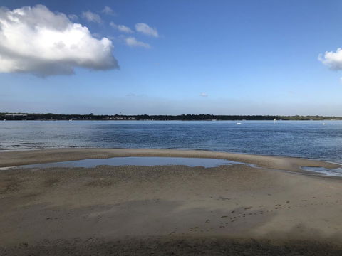 Bribie Island Hotel - Sydney Tourism 7