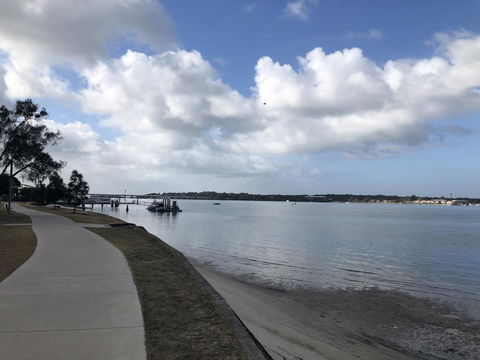 Bribie Island Hotel - Sydney Tourism 5