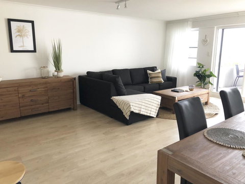Sunshine Beach Luxe Apartment - Sydney Tourism 32