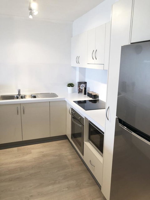 Sunshine Beach Luxe Apartment - Sydney Tourism 9