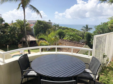 Sunshine Beach Luxe Apartment - Sydney Tourism 0