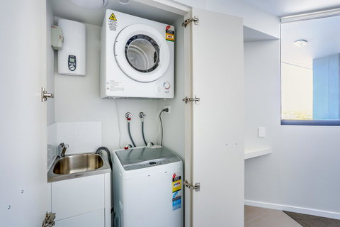 Direct Collective - Sea Breeze Mooloolaba - Sydney Tourism 18