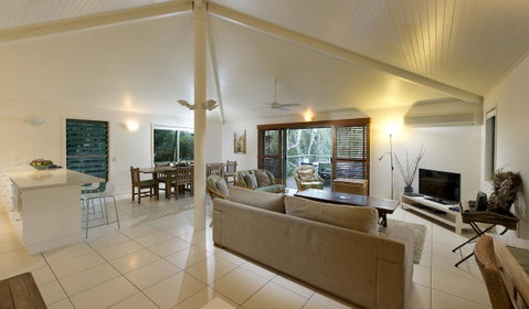 The Retreat Beach Houses - Sydney Tourism 6