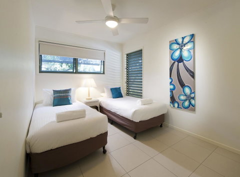 The Retreat Beach Houses - Sydney Tourism 12