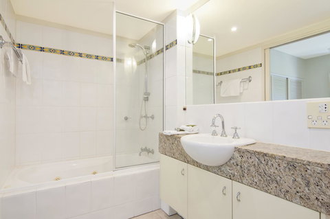 Mowbray By The Sea - Sydney Tourism 26