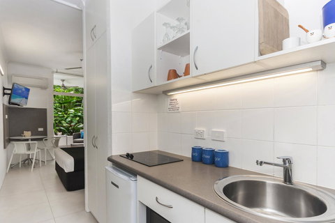 By The Sea Port Douglas - Sydney Tourism 13