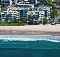 Rolling Surf Resort - Sydney Tourism