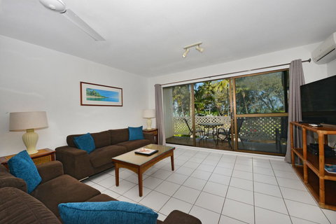 Seascape Holidays At Beachfront Terraces - Sydney Tourism 4